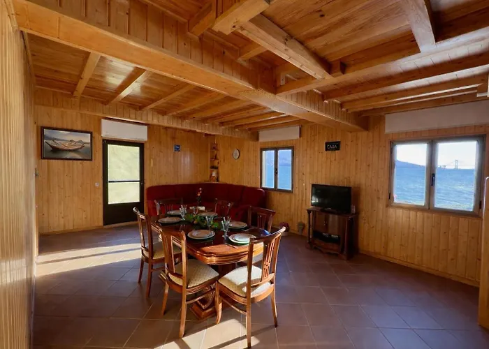 Holiday home Casa O Pineiro Redondela